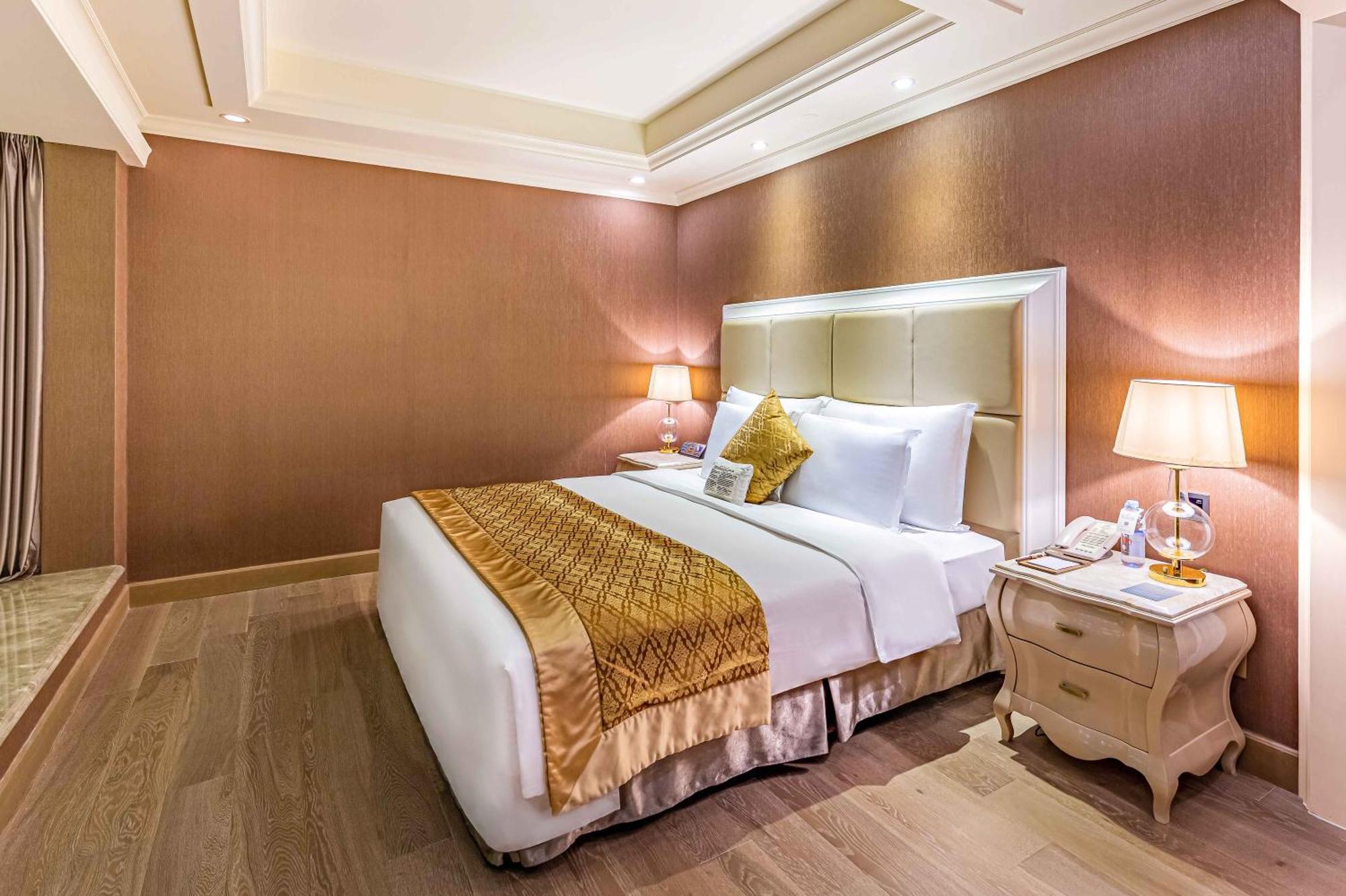 Grand Bay Hotel Zhuhai Eksteriør bilde