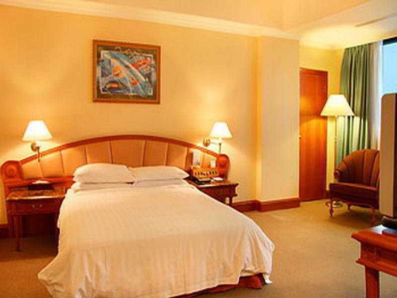 Grand Bay Hotel Zhuhai Eksteriør bilde